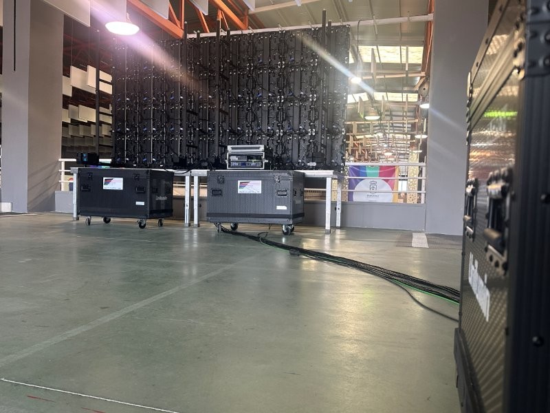 Cabinete LED Unilumin P1.8 para alquiler eventos